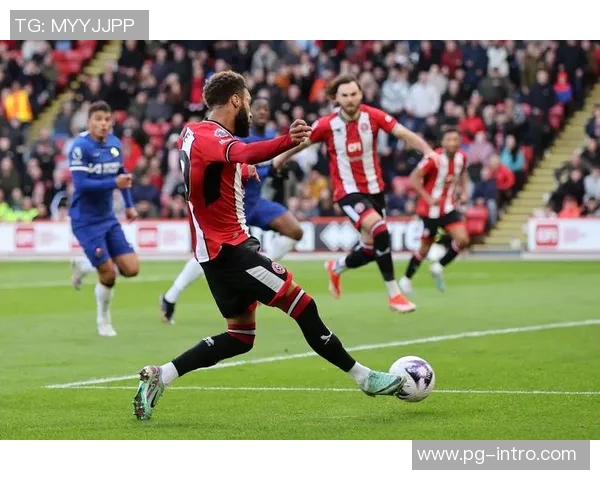 英超精彩对决那不勒斯大胜里昂逆转瞬间引发全场热烈反响